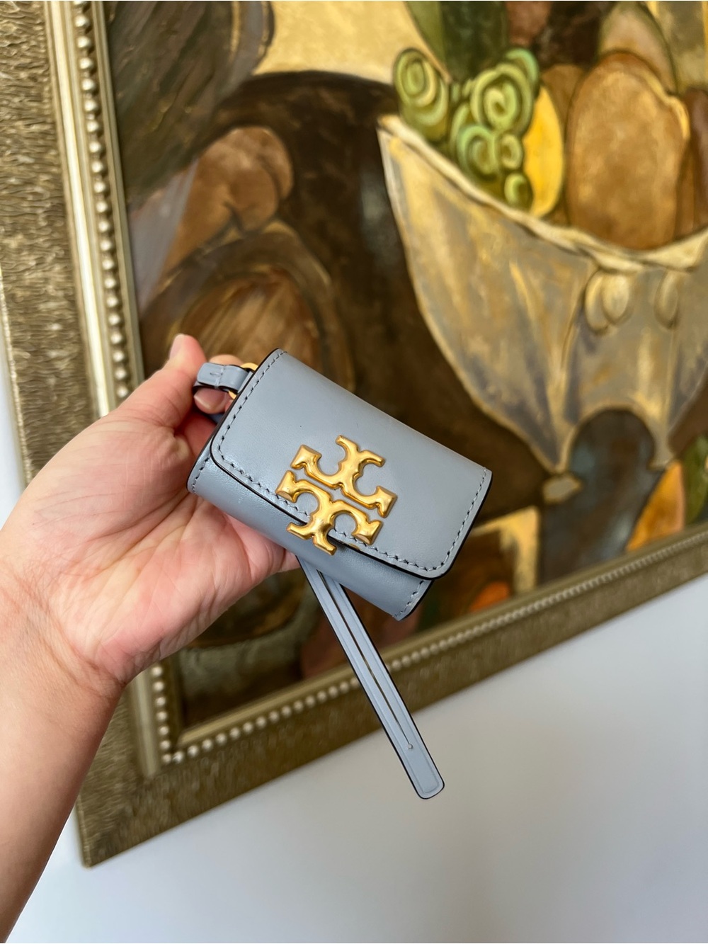 Tory burch Blue Eleanor Airpods Case - Picture 11 of 15